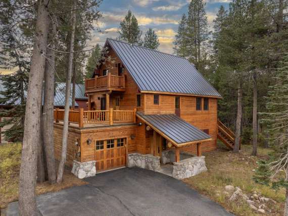 6599 Tamarack Way, Serene Lakes